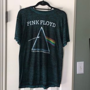 UO PINk FLOYD TSHIRT